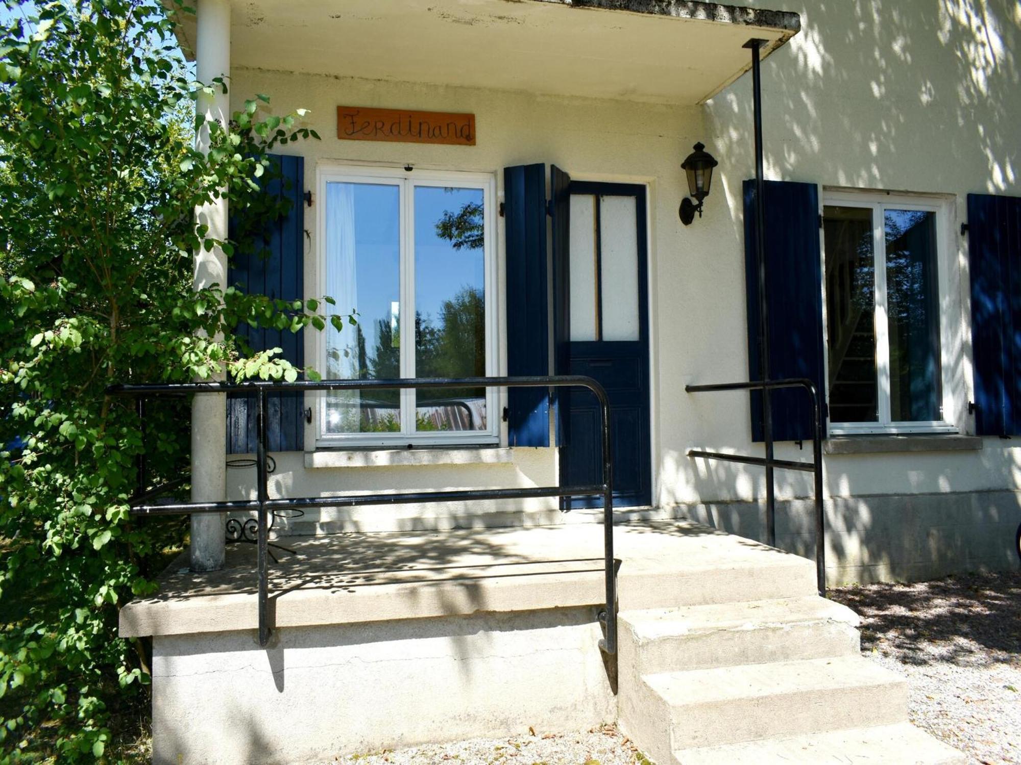 Modern Holiday Home Near The Forest Saint-Honoré Екстериор снимка