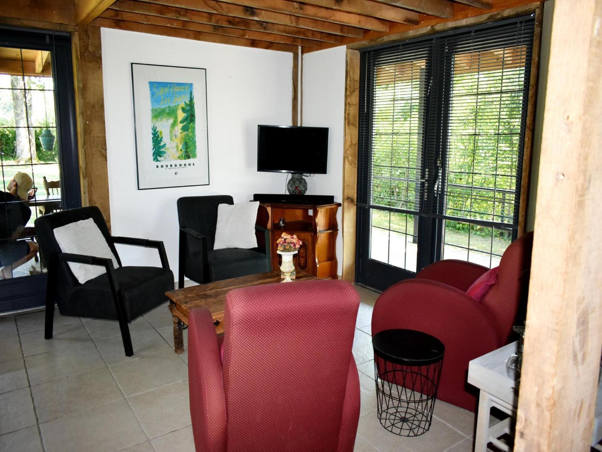 Modern Holiday Home Near The Forest Saint-Honoré Екстериор снимка