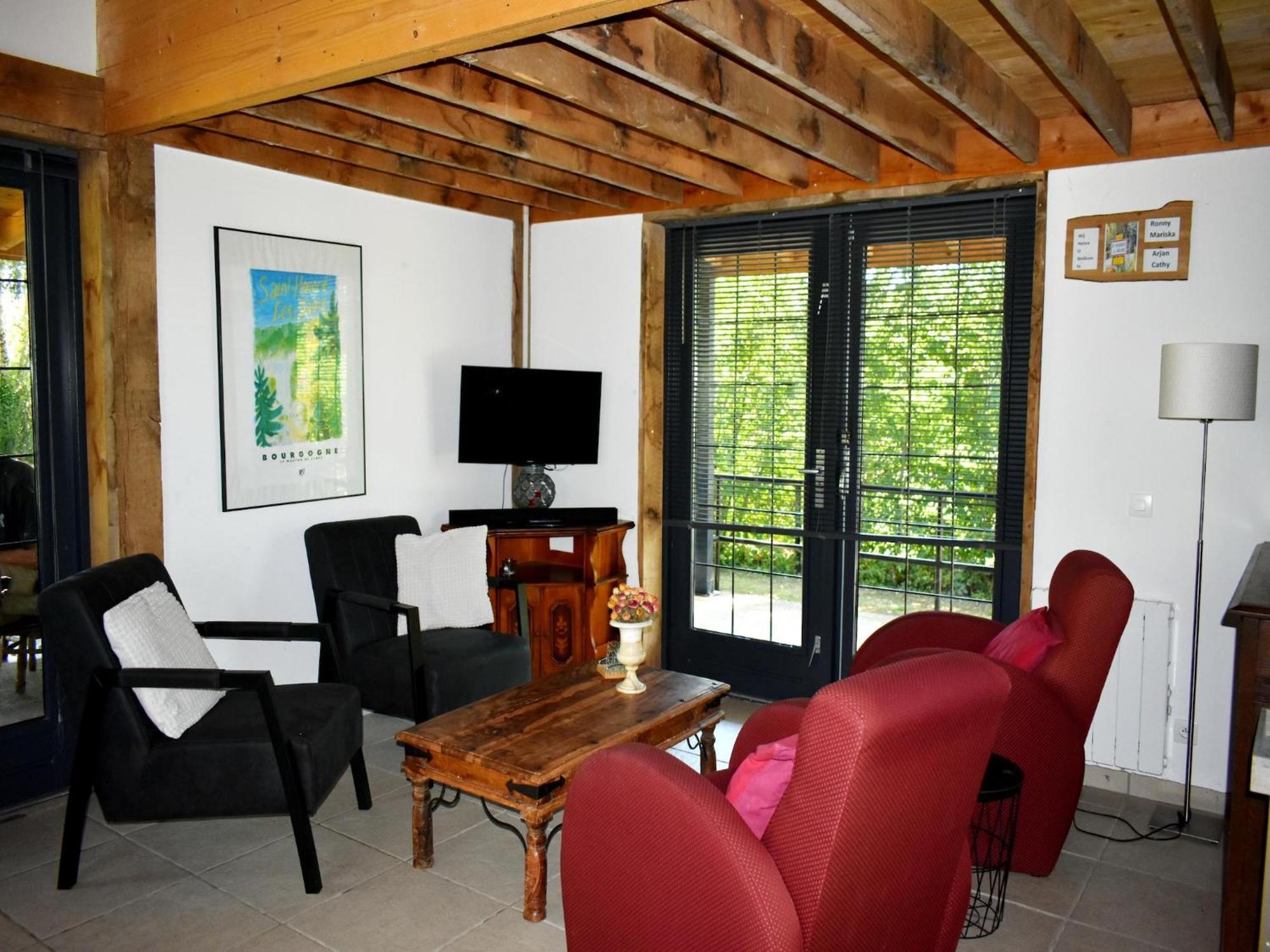 Modern Holiday Home Near The Forest Saint-Honoré Екстериор снимка